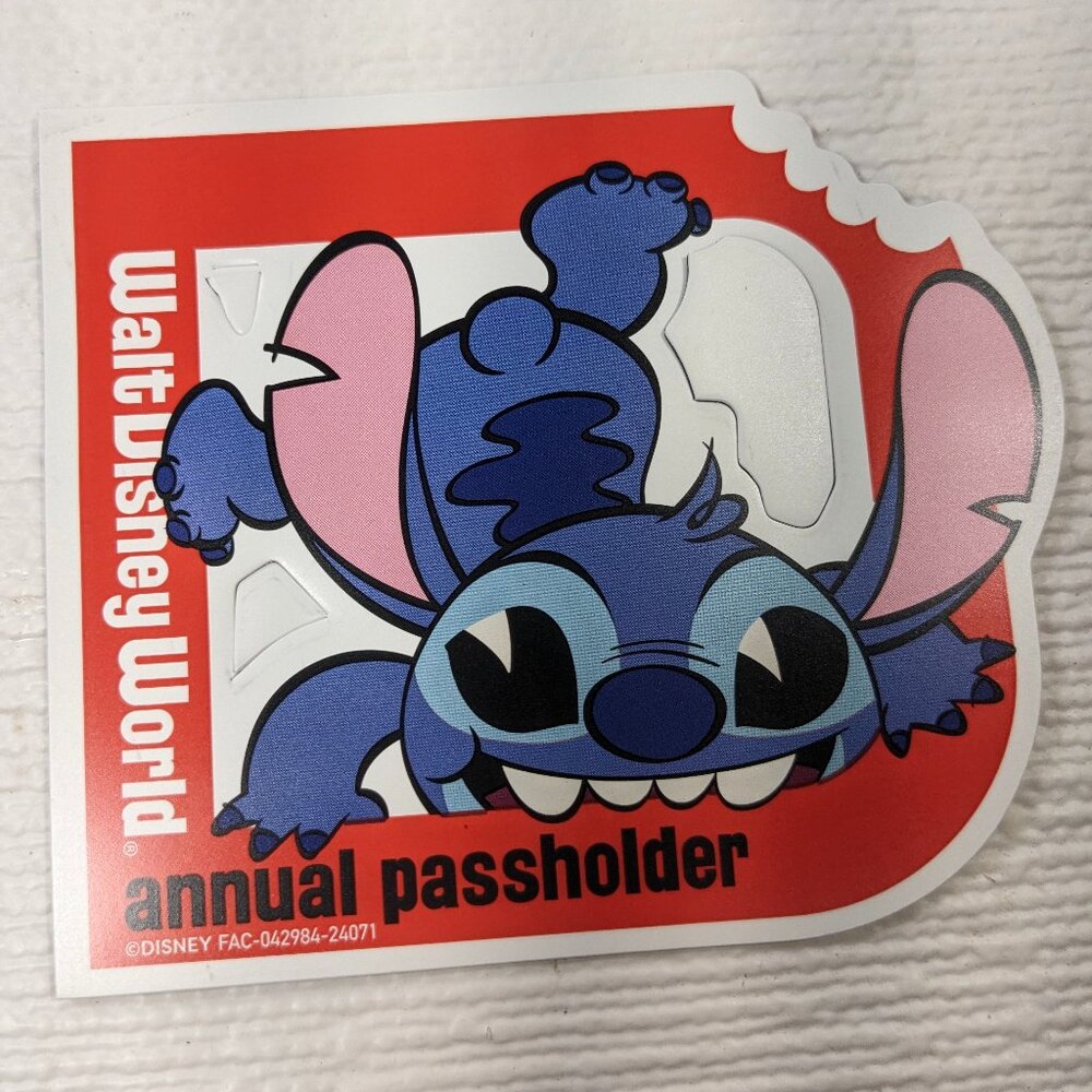Walt Disney World Annual Passholder‎ Stitch Magnet Official 2024 AP red border